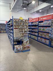 -逝水玩具折扣店