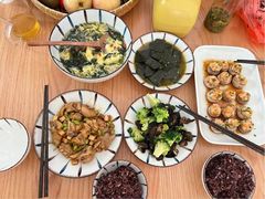 -乐禧母婴全自营月嫂(宝山店)