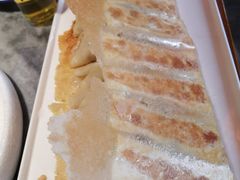 猪肉茴香锅贴-大胡同天津菜·海肠捞饭·津门皮皮虾锅贴一绝(西姜井店)