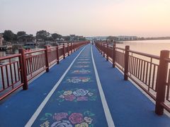 -鹅湖玫瑰文化园