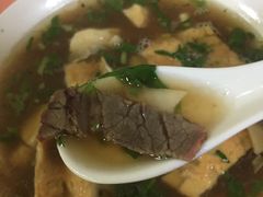 -清真·白家牛肉罩火烧老店(育才街店)