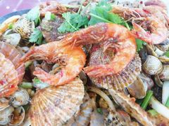 粗野手抓海鲜-四海鲜渔家菜(黄金海岸店)