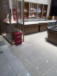 -老庙黄金(龙之梦购物公园店)