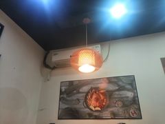 大堂-武氏皖北网红三胖地锅鸡(桐城路店)