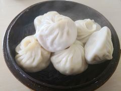 虾肉小笼-老西白点心店