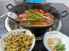 芋儿鸡-石灰市毛记烧鸡公(解放碑店)