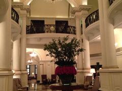 iphone_upload_pic-LONG BAR 廊吧(外滩华尔道夫酒店)