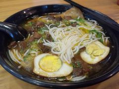 -花溪巷牛肉粉(泉城路店)