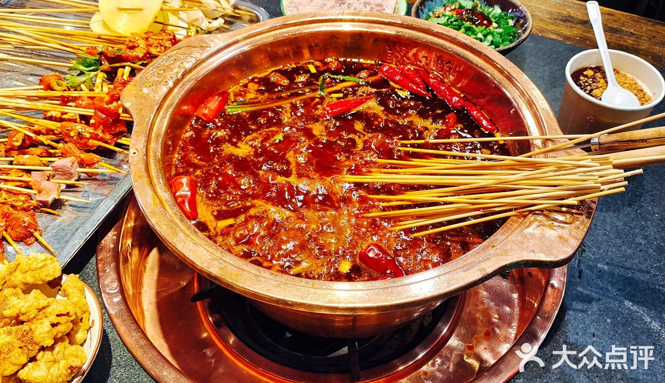 天冷来吃点热和的❗麻辣鲜香火锅串串太好吃了[惊叹]