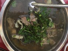 -谢老五跷脚牛肉·非遗传承店