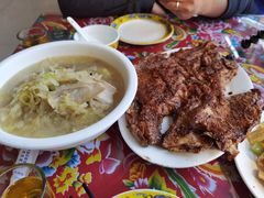 -何适山庄 ·可团建(水长城P2停车场店)