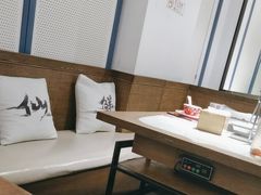 -尚尚仙·酸汤猪手·猪肚鸡火锅(华联万柳购物中心店)