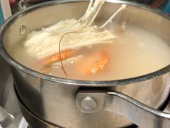 -领鲜活海鲜榴莲自助火锅(东门店)