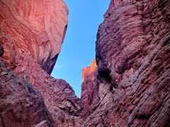 -天山神秘大峡谷