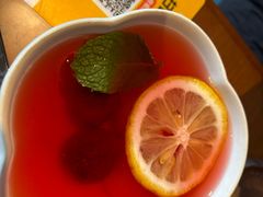 -包整·丝娃娃(一览甲秀楼风景店)