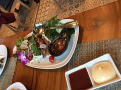 -Chom Cafe and Restaurant