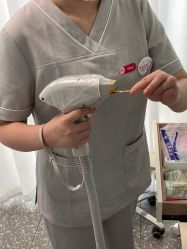 -咪咪专业脱毛连锁机构