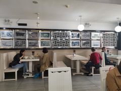 -桥香园云南过桥米线(金马碧鸡店)