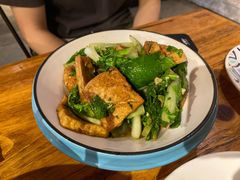 -回家乡湘菜馆(凌奥店)