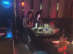 -温莎KTV(珠江路店)