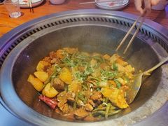 -山河屯铁锅炖(哈西站店)