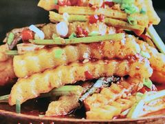 -周签签锅巴土豆(建设路总店)