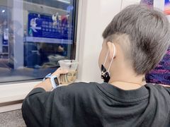 -星巴克(深圳北站B5检票口)
