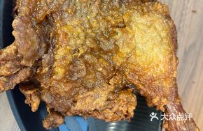 Crispy Chicken Leg in Spicy Sauce