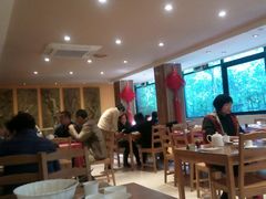 大堂-莲池荟素食馆·12年老字号(光孝寺店)