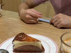 -Dough&Joe团憩(瑞虹天地月亮湾店)