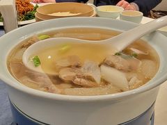 -满江红四季餐厅 · 国家五钻级酒家(新纪元大酒店店)