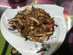 -小厨子私房菜·云南美食店