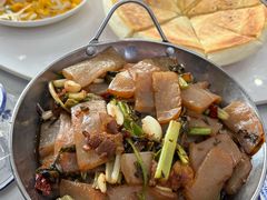 -丹水桥地锅鱼·翘嘴鲌·地方特色全鱼宴(丹江口大坝店)