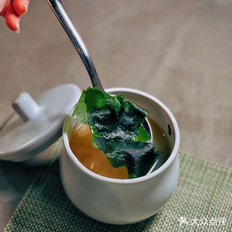 你肯定不知道日料店里还可以吃到西式烤猪排！