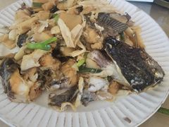 支竹炆鱼-竹语饭香·原生态农庄·烧鸡·竹筒饭·河鲜(森林海白水寨店)