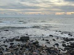 -侨港海滩