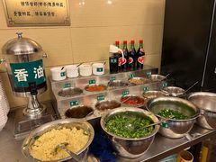 -山城年华老火锅(玉林店)