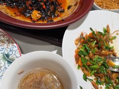 -千百味红餐厅·非遗江西菜(绿地双子塔总店)