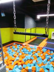 -蹦贝运动中心·蹦床·攀岩·闯关(龙岗店)