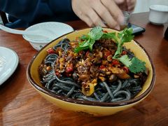 -湖南人家湘菜馆(镇江路店)