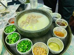 -浩海火燒雲傣家菜(芮欧百货店)