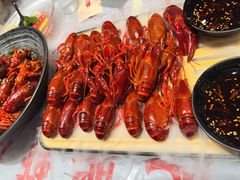 -肥肥虾庄·金牌油焖大虾(杨园滨江时代walk店)