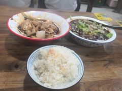 -朱大嘴肥肠血旺(福字街店)