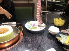 -得意咚瓜·顺德鱼生·冬瓜火锅(深圳首店)