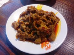 -爆炸头阿姨小四川正宗川味小吃(无任何分店)