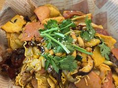 -红渡小香·牛肉麻辣香锅(车站南路店)