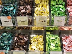 -VENCHI 闻绮(北京国贸商城店)