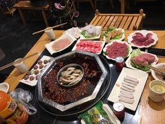-锅首鲜品火锅(鸳鸯店)