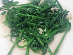-匠心牛公馆·潮汕牛肉海鲜火锅(索菲特店)