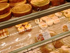 -好利来(八里庄店)